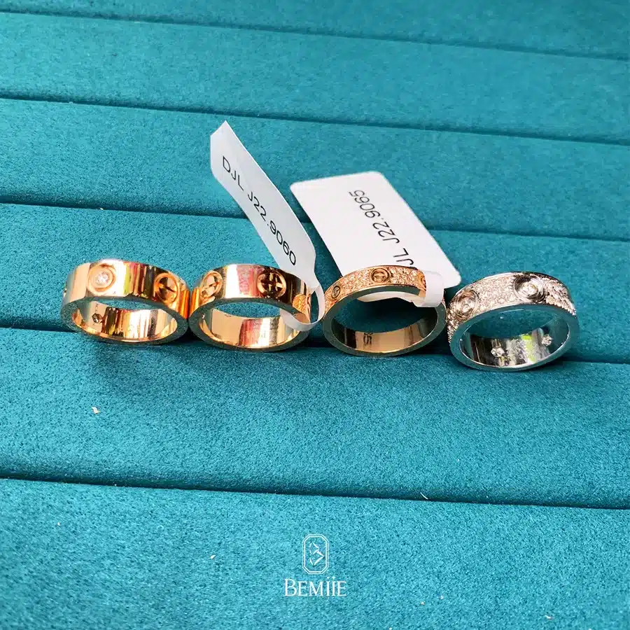 Nhẫn Love Wedding Diamond Paved 18K RBDRS005CAR