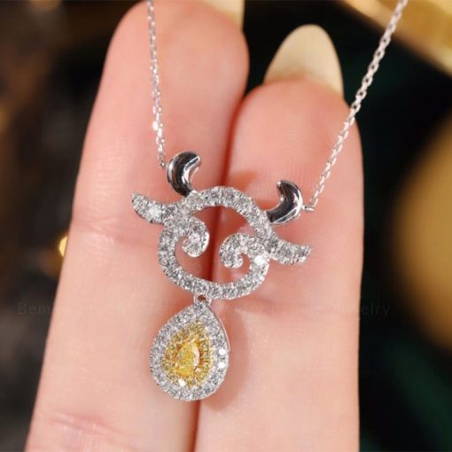 Dây Chuyền Kim Cương Tự Nhiên Tuarus Zodiac 18K NBDYEPE18K004 - Hình ảnh 3