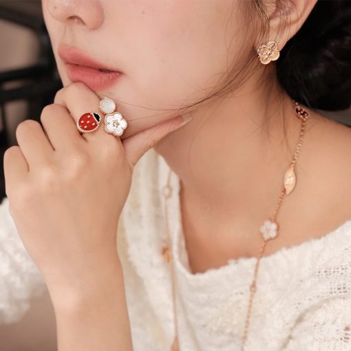 Nhẫn Nữ Lucky Spring Bọ Cánh Cứng Và Hoa Mai 18K RBDNO005VCA - Hình ảnh 4