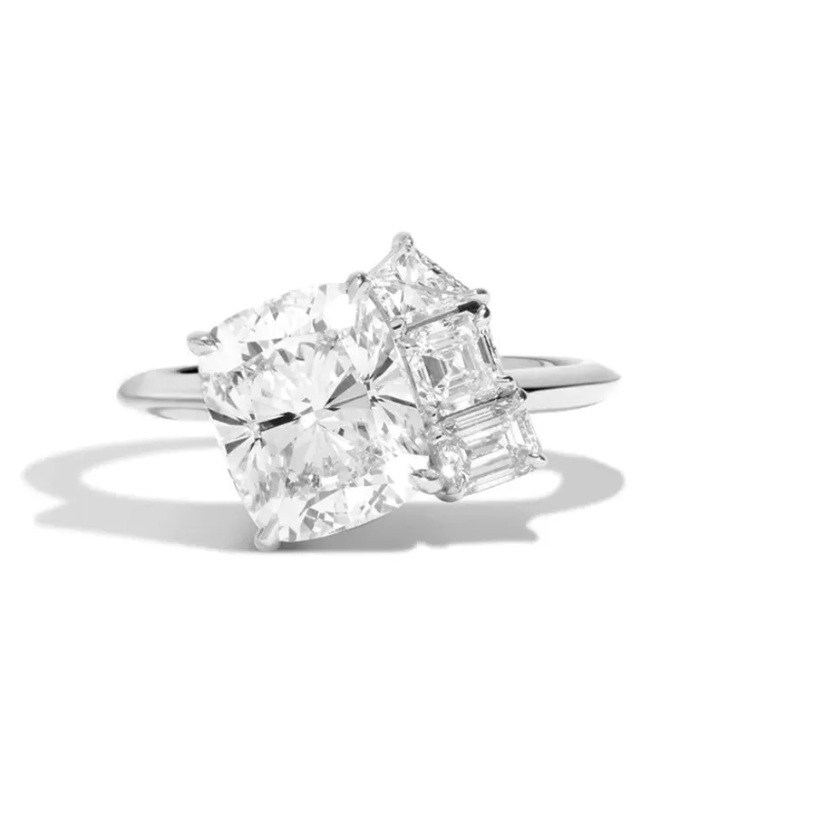 Nhẫn Nữ Kim Cương Four-Stone Cushion Cut Band RBJCU019