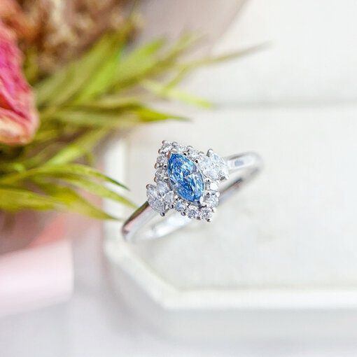 Nhẫn Cầu Hôn Kim Cương Tự Nhiên Petite Blue Marquise 18K ERBD004